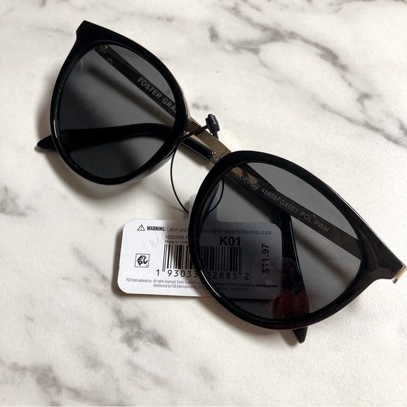 Foster Grant Accessories - NWT Foster Grant Sunglasses